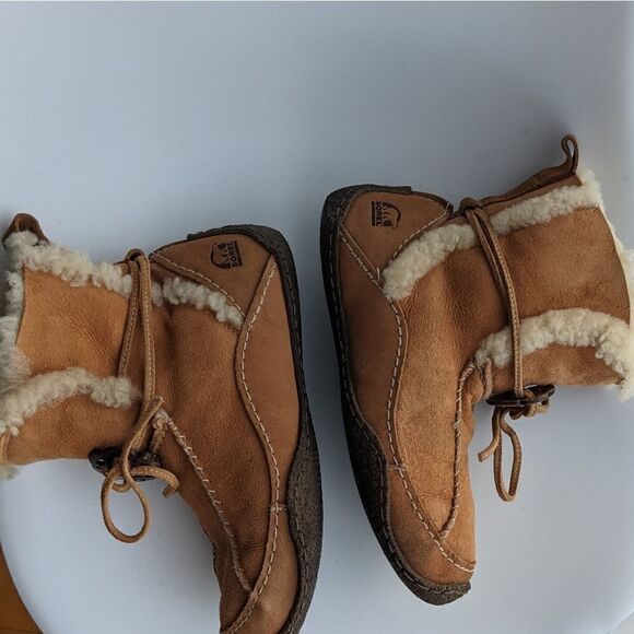 Sorel PAKUA suede boots size 8us - Picture 14 of 14